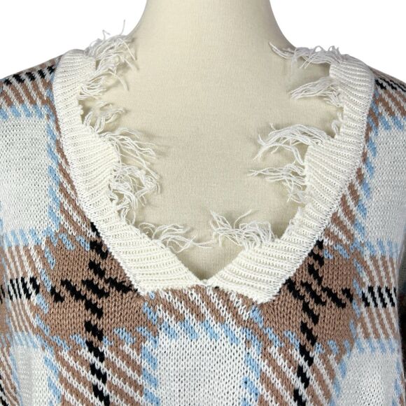 NEW Just Polly Junior Plaid Distressed V-Neck Fringe Boxy Pullover Sweater Large - Picture 4 of 10